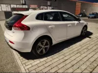 Usata Volvo V40 Momentum 115 CV (84 kW) 2013 Bianco Berlina