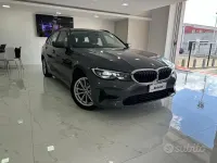 Usata BMW 318 Advantage 150 CV (110 kW) 2022 Grigio Station wagon