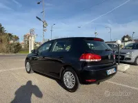 Usata VW Golf VI Trendline 105 CV (77 kW) 2011 Nero Utilitaria