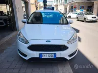 Usata Ford Focus 120 CV (88 kW) 2017 Bianco Station wagon