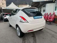 Usata Lancia Ypsilon Silver 69 CV (50 kW) 2018 Beige Utilitaria
