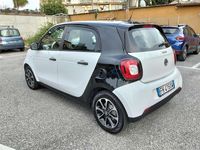 Usata Smart ForFour Passion 71 CV (52 kW) 2017 Bianco Utilitaria
