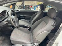 usata Opel Corsa 1.3 multi jet 3 porte NEOPATENTATI