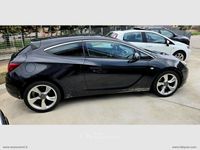 Usata Opel Astra GTC Cosmo 165 CV (121 kW) 2012 Nero Berlina