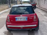 Begagnad Mini Cooper 116 HK (85 kW) 2004 Röd Halvkombi
