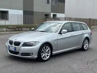 Usata BMW 325 218 CV (160 kW) 2010 Grigio Station wagon