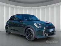 Usata Mini Cooper S Resolute Edition 178 CV (130 kW) 2023 Verde Utilitaria