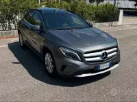 Usata Mercedes GLA200 136 CV (100 kW) 2016 Grigio SUV