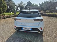 Usata Opel Mokka 56 kW (77 CV) 2021 Bianco SUV