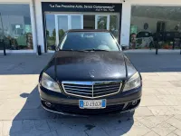 Usata Mercedes C220 Elegance 170 CV (125 kW) 2010 Nero Berlina