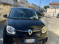 Usata Renault Twingo Urban Night 30 kW (42 CV) 2022 Nero Utilitaria