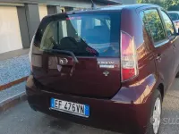 Usata Daihatsu Sirion HIRO 69 CV (50 kW) 2011 Rosso Utilitaria