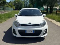 Usado Kia Rio Active 86 CV (63 kW) 2016 Blanco Utilitario