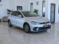 Usata VW Polo Life 95 CV (69 kW) 2023 Grigio Utilitaria