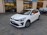 Usata Kia Rio Style 100 CV (73 kW) 2021 Bianco Berlina