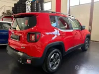 Usata Jeep Renegade Limited 140 CV (102 kW) 2015 Rosso SUV