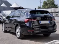 Usata Skoda Octavia Style 150 CV (110 kW) 2024 Nero metallizzato Station wagon