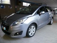 Usata Peugeot 5008 Allure 120 CV (88 kW) 2016 Grigio Monovolume