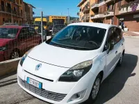 Usata Renault Scenic E-Tech Luxe 131 CV (96 kW) 2011 Bianco Monovolume
