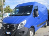 Usata Nissan Interstar Acenta 135 CV (99 kW) 2022 Blu/azzurro Furgone