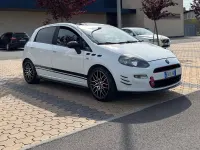 Usata Fiat Punto Lounge 77 CV (56 kW) 2013 Bianco Utilitaria