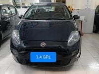 Usata Fiat Punto Young 78 CV (57 kW) 2015 Blu Utilitaria