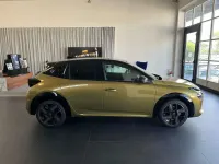 Usata Lancia Ypsilon 101 CV (74 kW) 2024 Oro Utilitaria