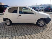 Usata Fiat Punto 69 CV (50 kW) 2004 Bianco Utilitaria