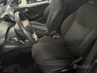 Usata Peugeot 208 75 CV (55 kW) 2017 Grigio Utilitaria