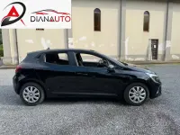 Usata Renault Clio V 101 CV (74 kW) 2021 Nero Berlina