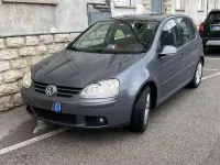 Usata VW Golf VI Comfortline 102 CV (75 kW) 2008 Grigio Utilitaria
