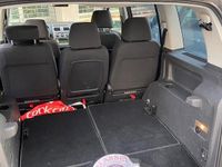 Usata VW Touran 140 CV (102 kW) 2008 Grigio Monovolume