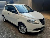 Usata Lancia Ypsilon 85 CV (62 kW) 2014 Bianco Utilitaria