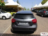 Usata Mercedes A160 Premium 90 CV (66 kW) 2018 Grigio chiaro Utilitaria