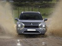 Nuova Mitsubishi Outlander P-HEV 306 CV (225 kW) 2026 Argento SUV