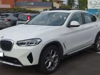 Usata BMW X4 190 CV (139 kW) 2023 Bianco SUV