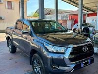 Usata Toyota HiLux Lounge 204 CV (150 kW) 2022 Grigio Pick-up