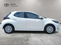 Usata Toyota Yaris Active 92 CV (67 kW) 2023 Super white Utilitaria