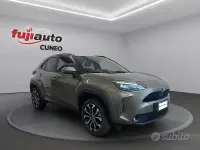 Usata Toyota Yaris Cross Trend 116 CV (85 kW) 2023 Rosso SUV