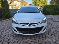 Usata Opel Astra Cosmo 140 CV (102 kW) 2013 Bianco Berlina