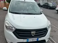 Gebraucht Dacia Dokker 102 PS (75 kW) 2017 Weiß Van / Kleinbus