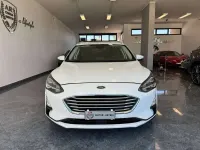 Usata Ford Focus 120 CV (88 kW) 2019 Bianco pastello Station wagon
