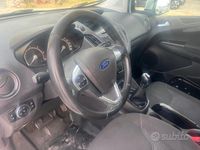 Usata Ford Tourneo Courier 75 CV (55 kW) 2016 Bianco Monovolume