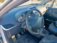 Usata Peugeot 207 93 CV (68 kW) 2009 Bianco Station wagon