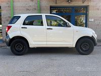 Usata Daihatsu Terios 86 CV (63 kW) 2006 Bianco SUV