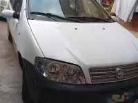Usata Fiat Punto 69 CV (50 kW) 2007 Bianco Utilitaria