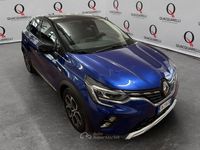 Usata Renault Captur Techno 101 CV (74 kW) 2023 Blu/azzurro SUV