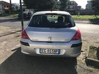 Usata Peugeot 308 Active 93 CV (68 kW) 2011 Grigio Berlina