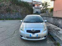 Usata Toyota Yaris 2007 Grigio Utilitaria