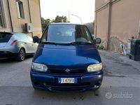 usata Nissan Serena 2.0i 16V cat 5 porte SE